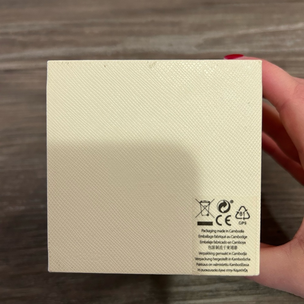 Michael Kors Watch Box - Picture 2 of 3